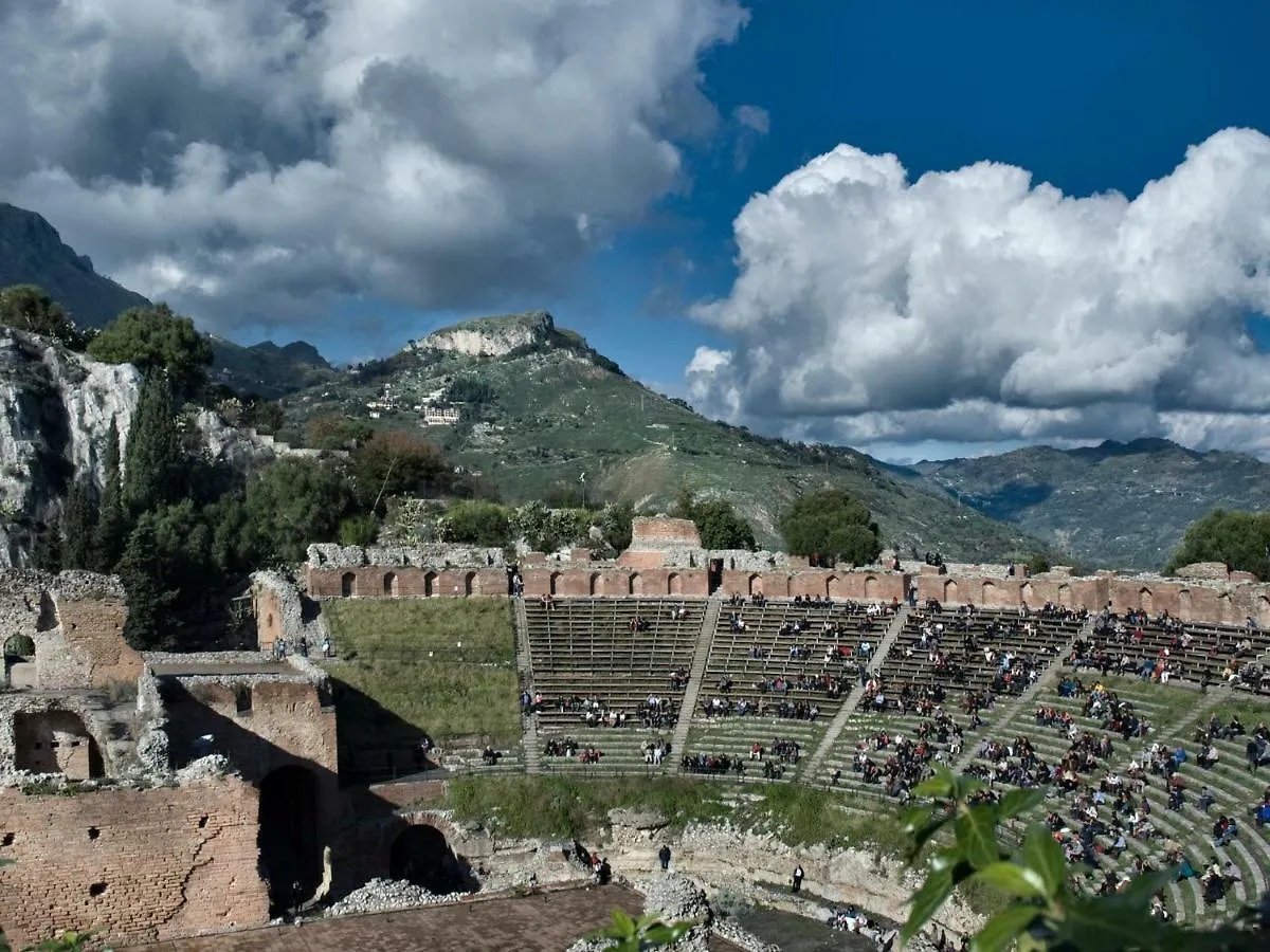 Casa Cifali Taormina Pensión